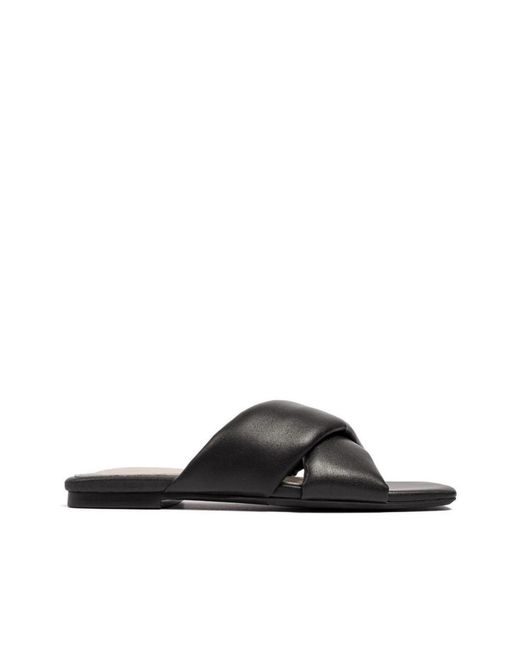Sliders L37 en coloris Black