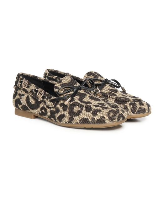 V73 Natural Loafers