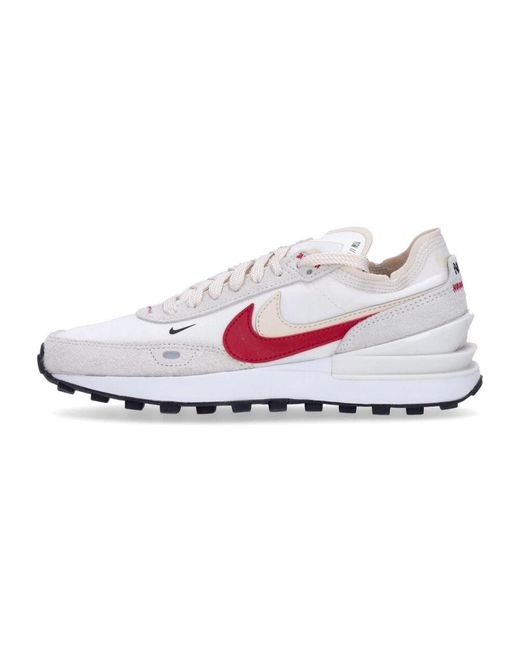Nike White Low-Top Sneaker Mit Waffelmuster