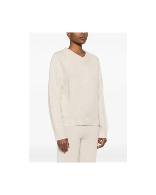 Soft Goat White V-Neck Knitwear