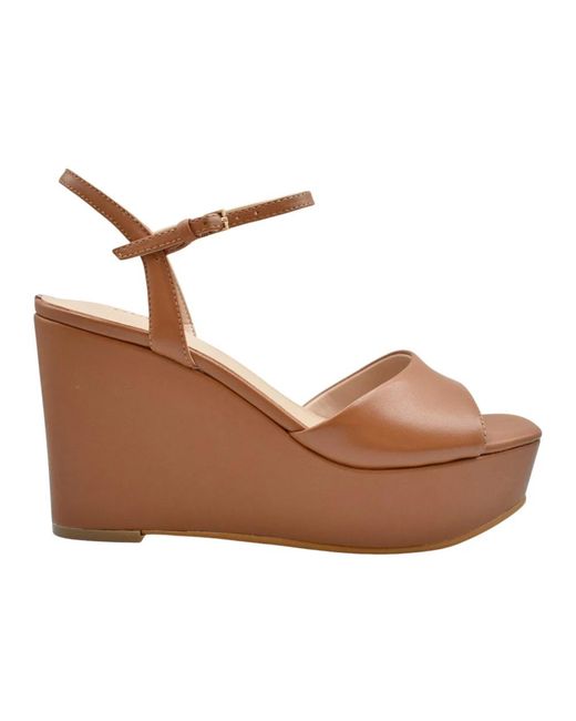 Guess Schoenen ,Bruin ,Leer Zione Patent Sleehakken in het Brown