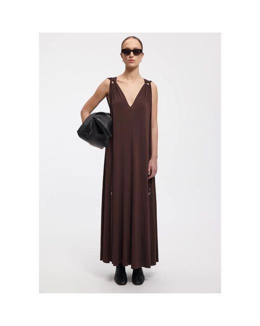 Aeron Brown Doris