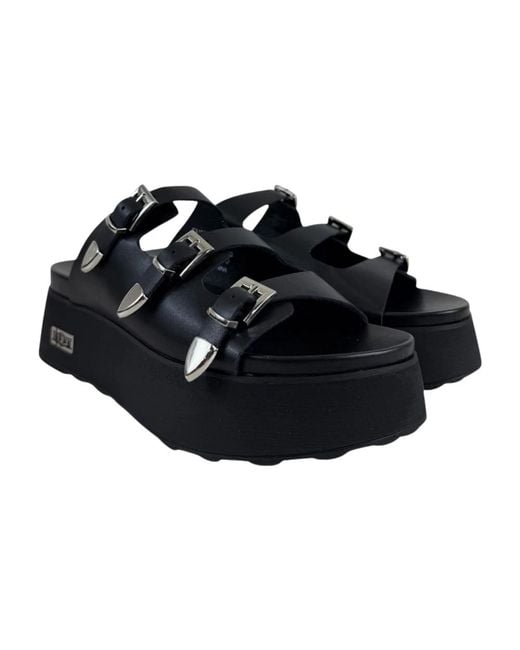 Cult Black Wedges