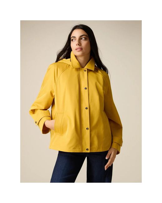 Light Jackets Oltre en coloris Yellow