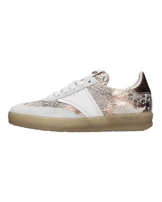 Mjus White T94109 Trainer
