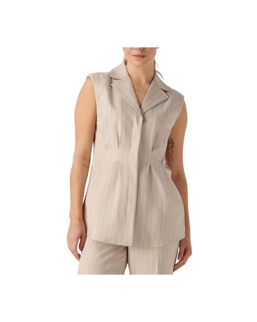 Bruuns Bazaar Jassen ,Zandkleurige Vest Voor Stijlvolle Zomeroutfits in het Natural
