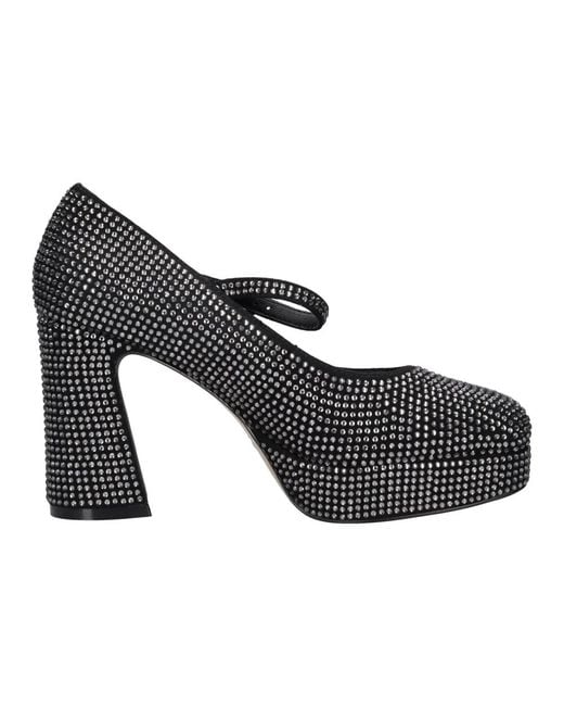 Emanuélle Vee Black Pumps