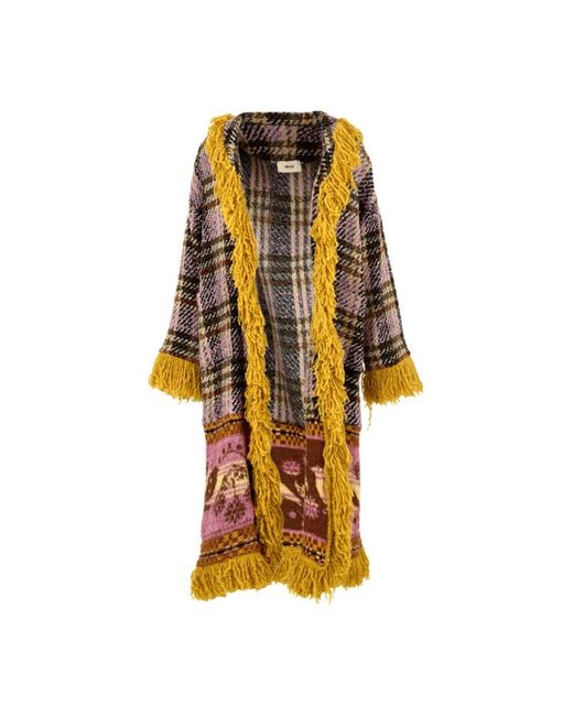 Akep Yellow Mantel