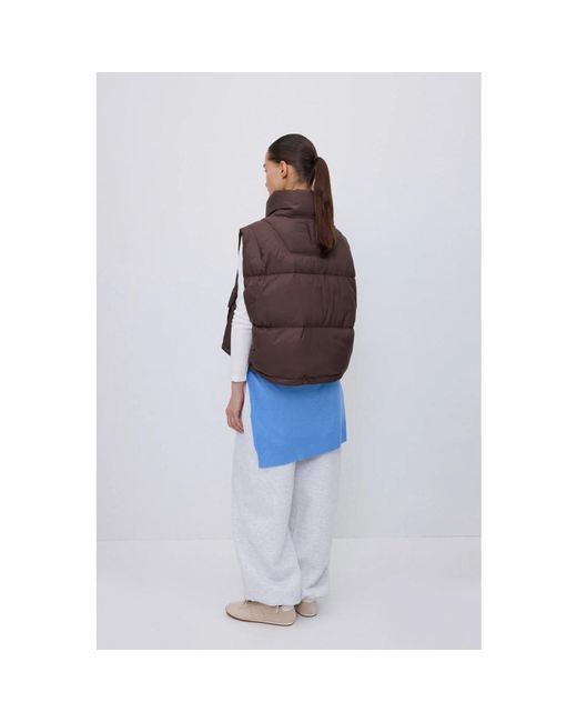 ESTRO Brown Vests