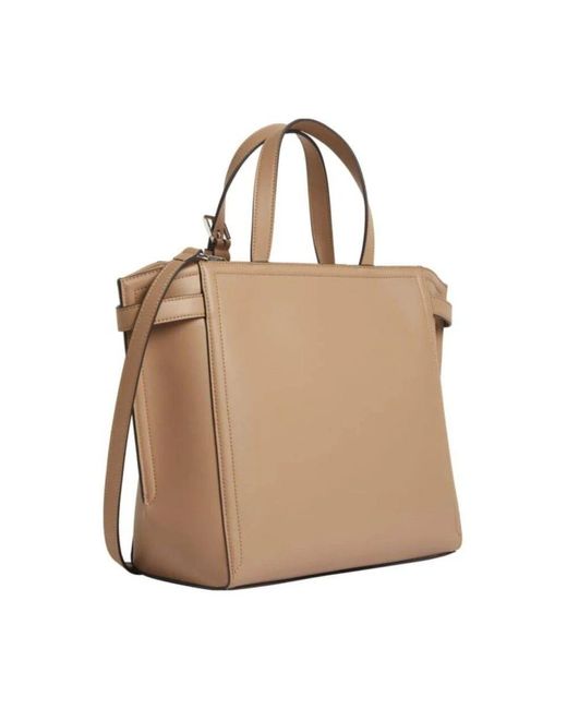 Handbags Calvin Klein de color Brown