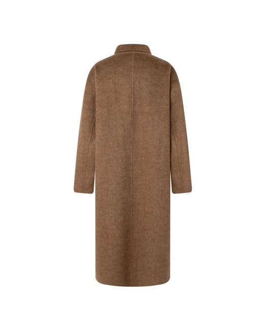 Double-Breasted Coats Windsor. de color Brown