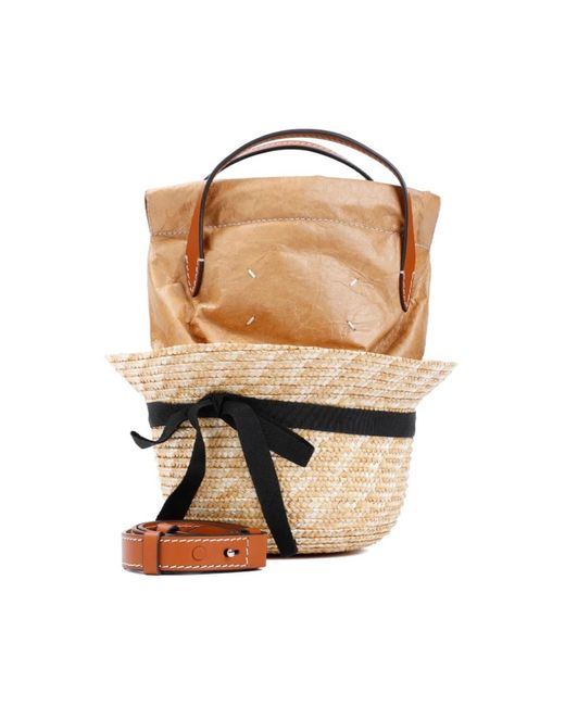 Hat bucket bag di Maison Margiela in Brown