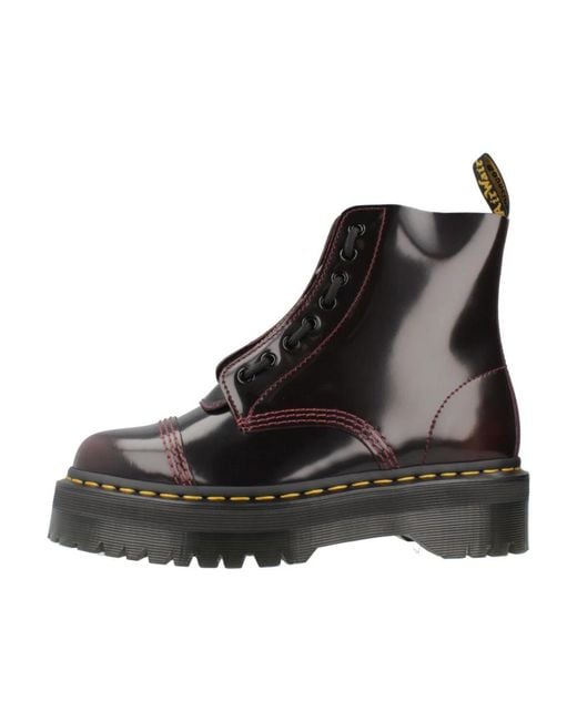 Lace-Up Boots di Dr. Martens in Black