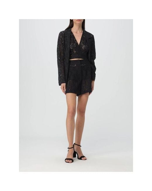 Hanita Black Schwarze Spitzen Eyelet Shorts