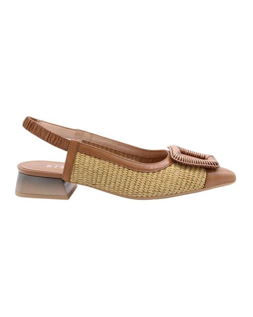 Hispanitas Brown Pumps