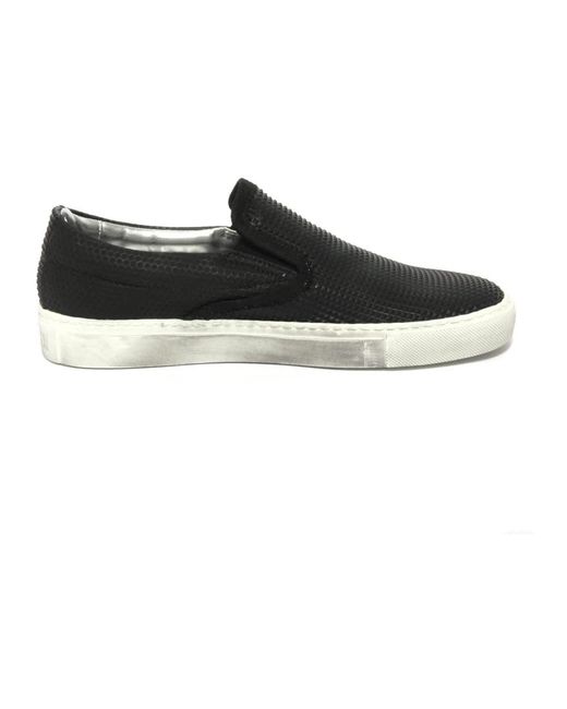 P448 Black Loafers