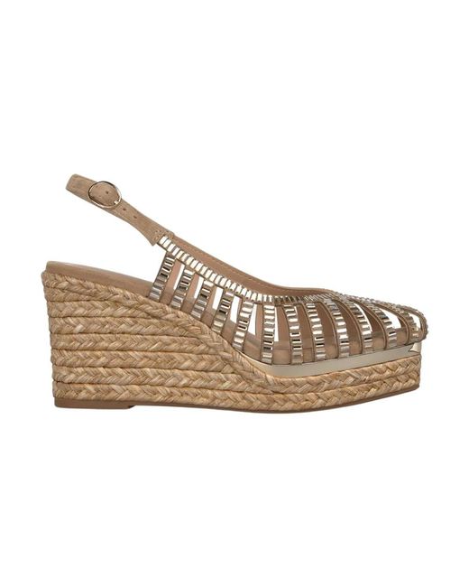Alma En Pena. Brown Wedges