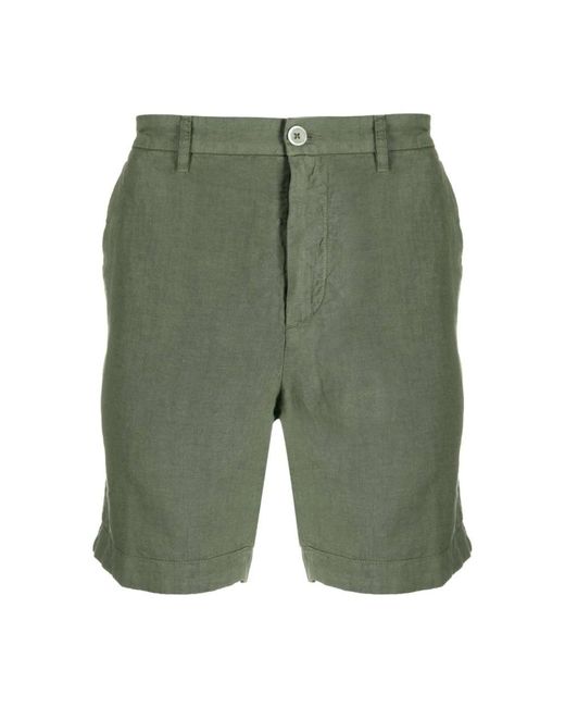120% Lino Green Casual Shorts for men