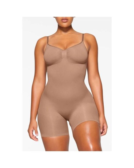 Shapewear Skims de color Brown
