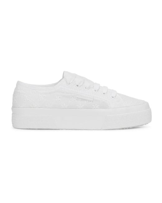 Superga White Weiße sneakers modell 2740