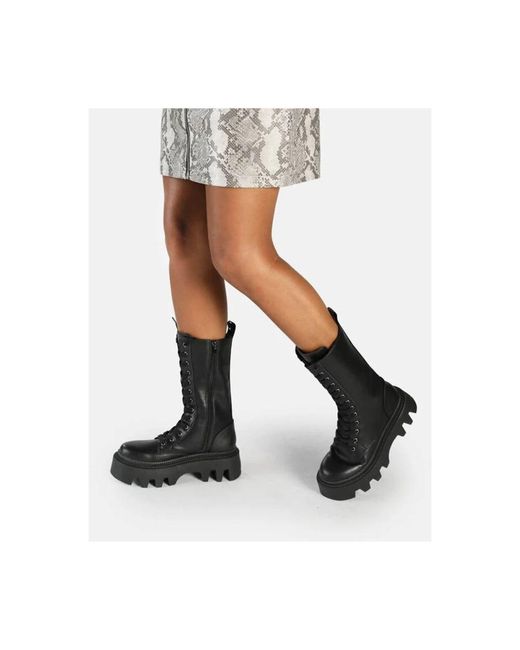 Buffalo Lace-Up Boots in het Black
