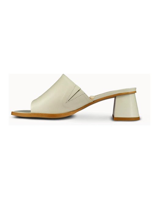 Heeled Mules JoDis de color Gray