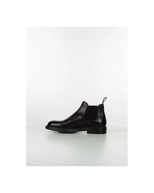 Doucal's Black Chelsea Boots for men