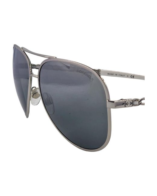 Chanel Blue Aviator-sonnenbrille mit ketten-detail
