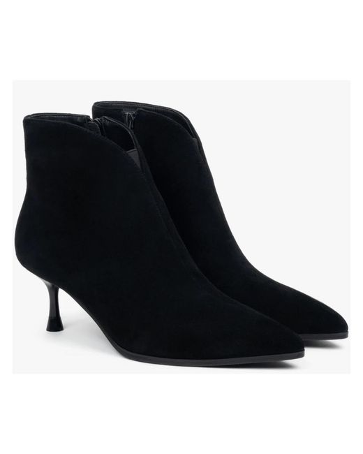 ESTRO Black Heeled Boots