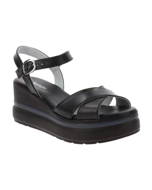 Wedges di Nero Giardini in Black