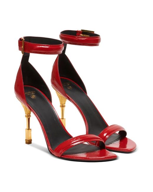 Moneta sandali in vernice di Balmain in Red