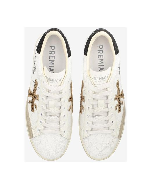 Premiata White Leder-sneakers mit gehämmerter oberfläche und leopardenmuster-detail