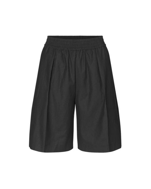 Samsøe & Samsøe Black Short Shorts