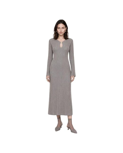 Kocca Kleedjes ,Grijs ,Ribbed Knit Midi Dress in het Gray
