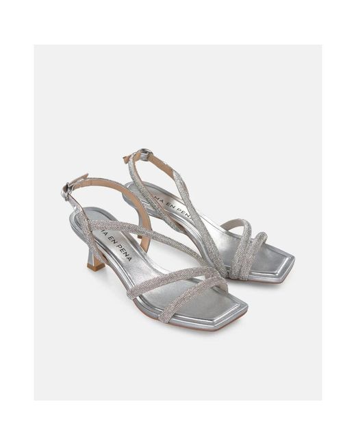 Alma En Pena. Metallic High Heel Sandals