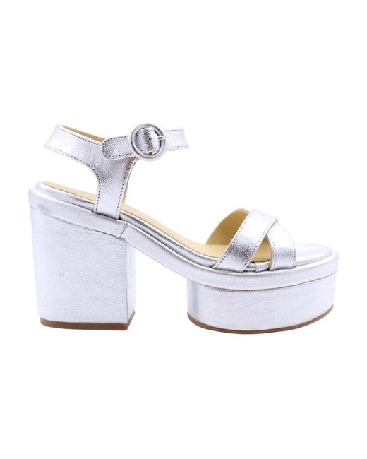CTWLK White High heel sandalen