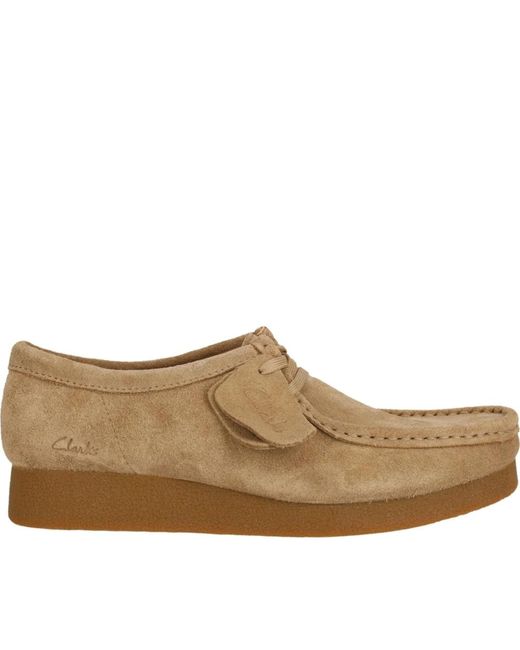 Laced Shoes di Clarks in Brown