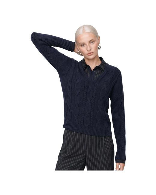 Kocca Blue V-Neck Knitwear