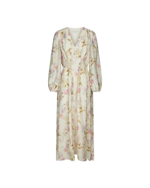 Neo Noir Natural Midi Dresses