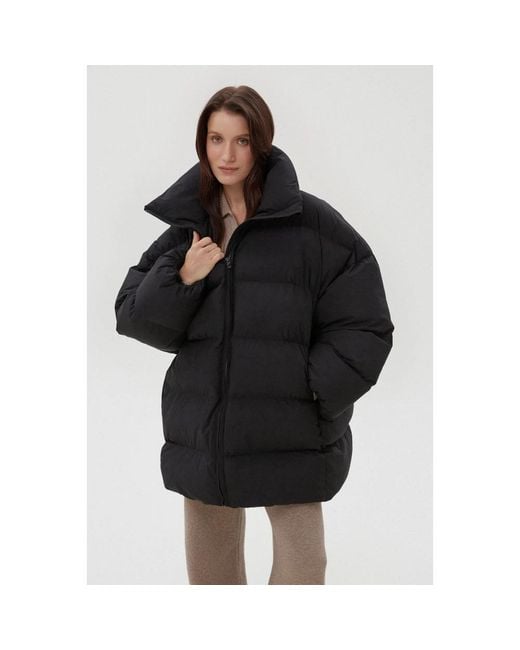 Down Jackets ESTRO en coloris Black