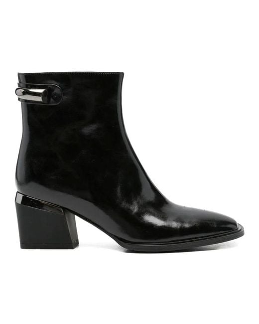 Linda Baumann Black Heeled Boots