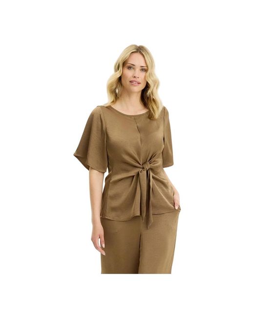 iN FRONT Blouses in het Brown