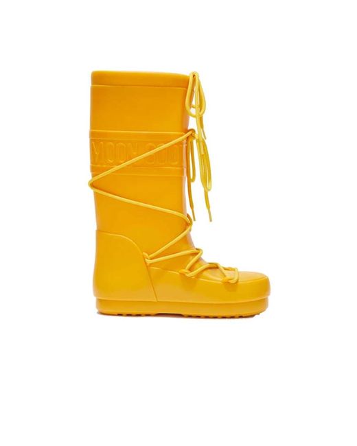 Stivali pioggia spazio alti gialli di Moon Boot in Yellow