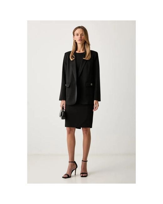 Fracomina Open-Front Blazer in het Black