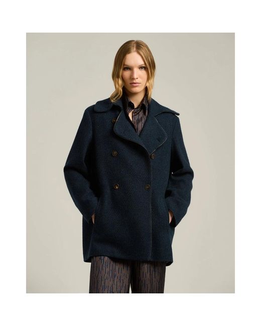 Kiton Jassen ,Blauw ,Kasjmier Kasjmier Dubbelrijige Peacoat in het Blue