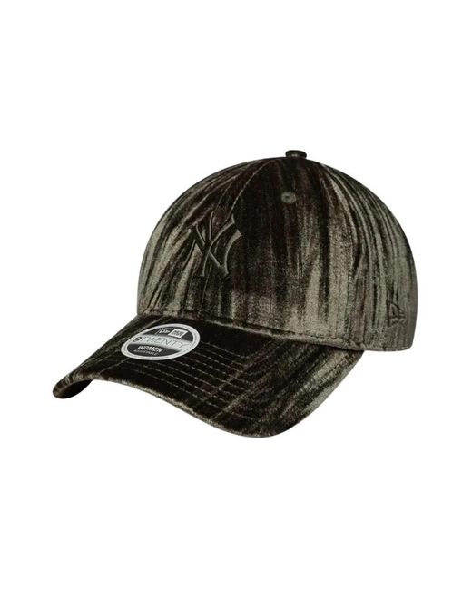KTZ Velour 9Twenty Cap in het Black