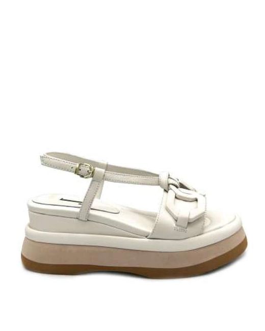 Shoes > sandals > flat sandals Jeannot en coloris White