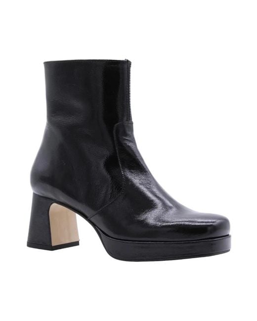 CTWLK Black Heeled Boots