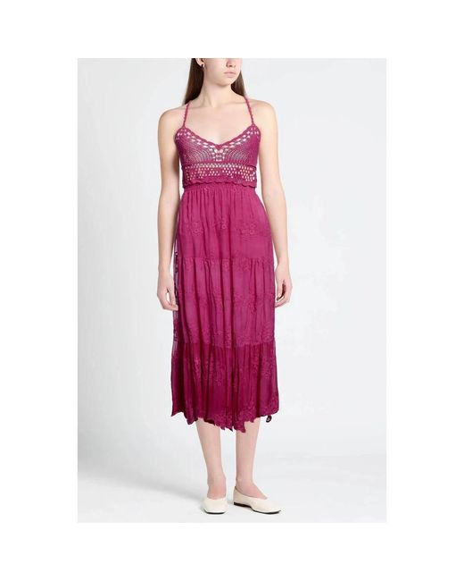 Midi Dresses Guess de color Purple