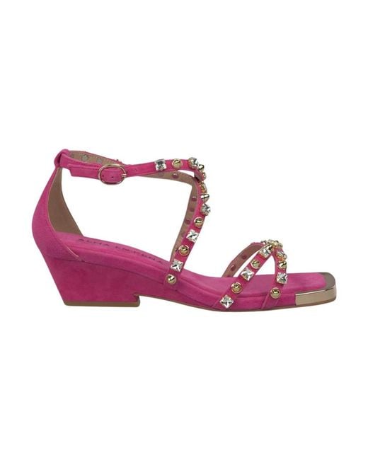 Alma En Pena. Purple High Heel Sandals
